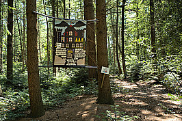 Skulpturenwald Frau von Mundeloh_t.jpg